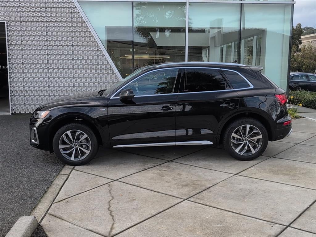 2023 Audi Q5 S line Premium Plus