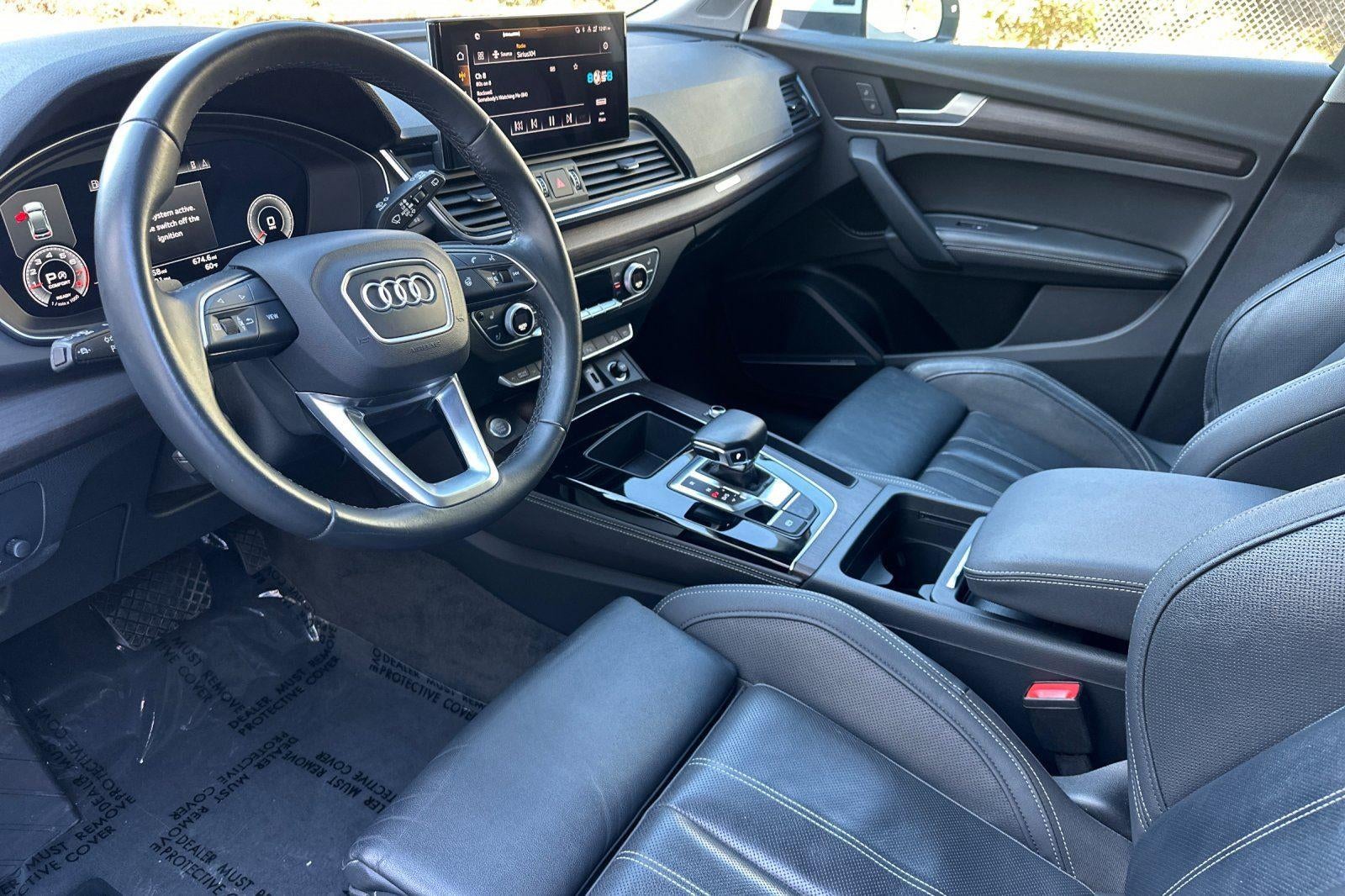 2022 Audi Q5 S line Premium Plus