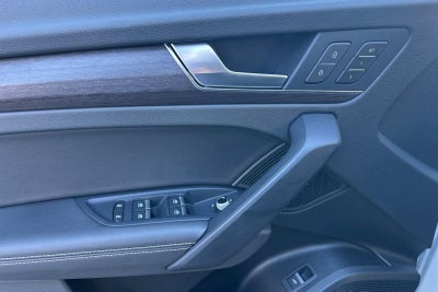 2022 Audi Q5 S line Premium Plus