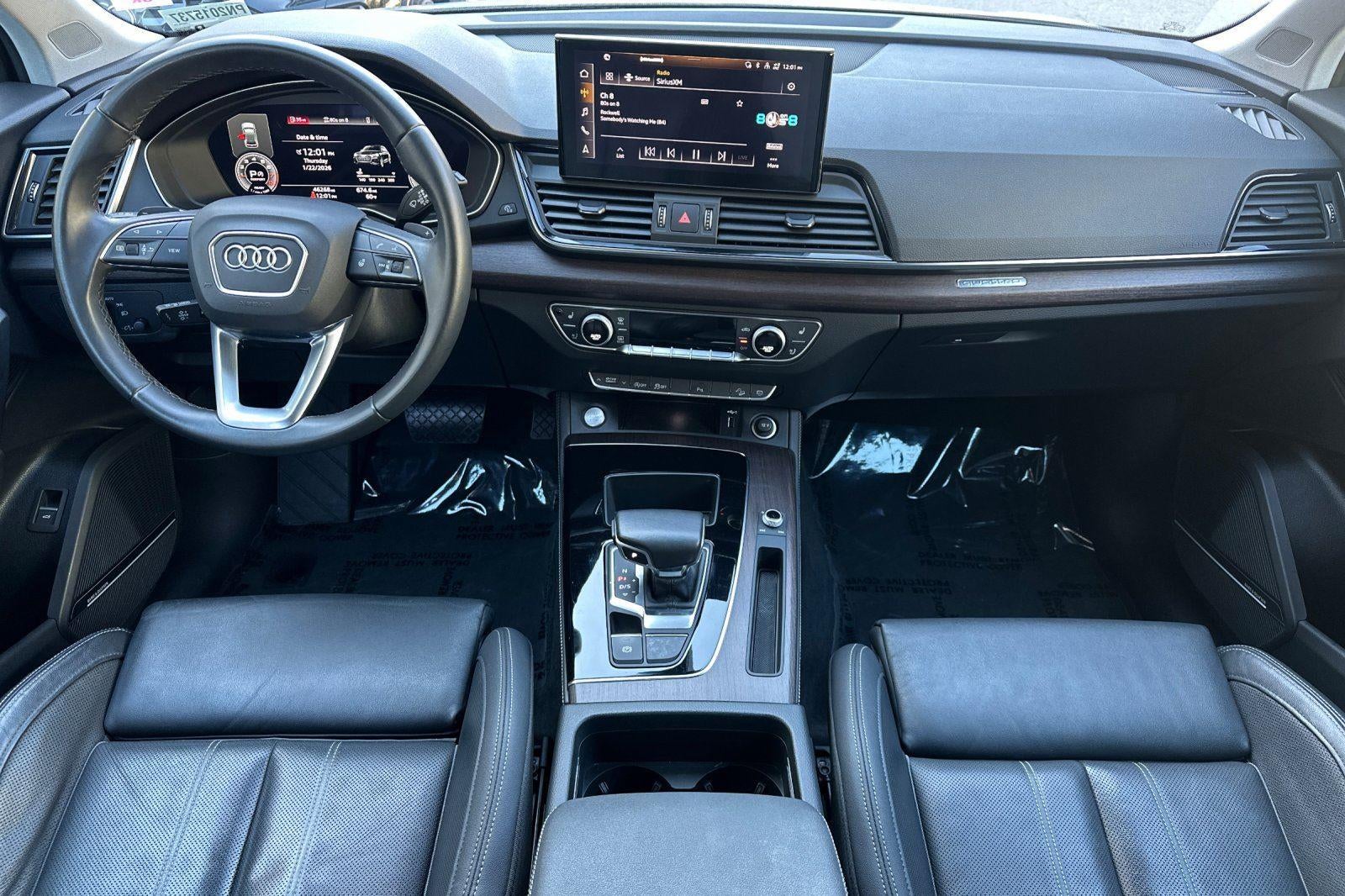 2022 Audi Q5 S line Premium Plus