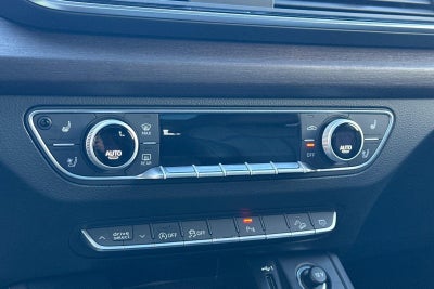 2022 Audi Q5 S line Premium Plus