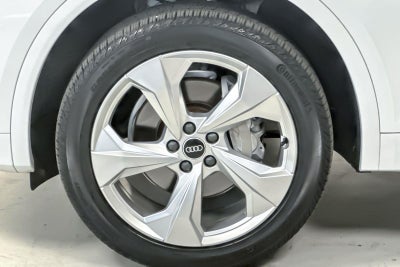 2022 Audi Q5 S line Premium Plus