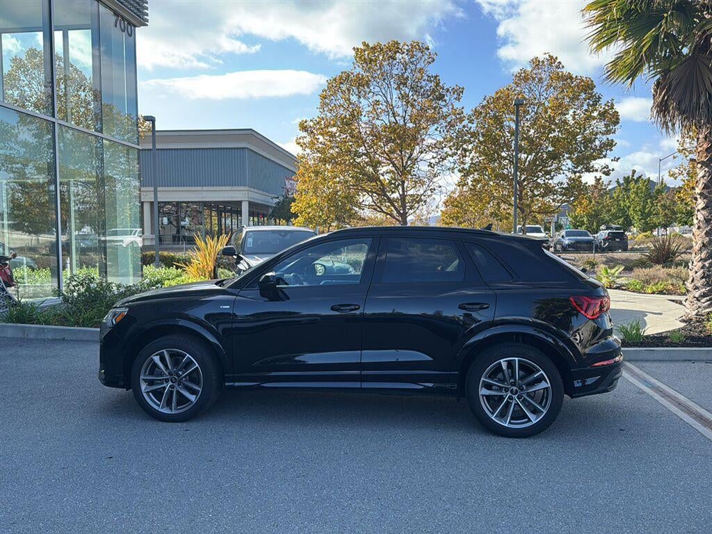 2024 Audi Q3 S line Premium Plus