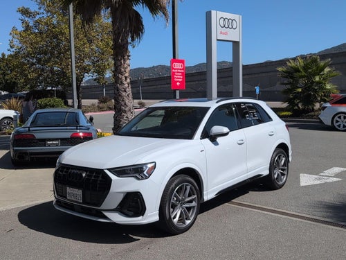 2024 Audi Q3 S line Premium Plus