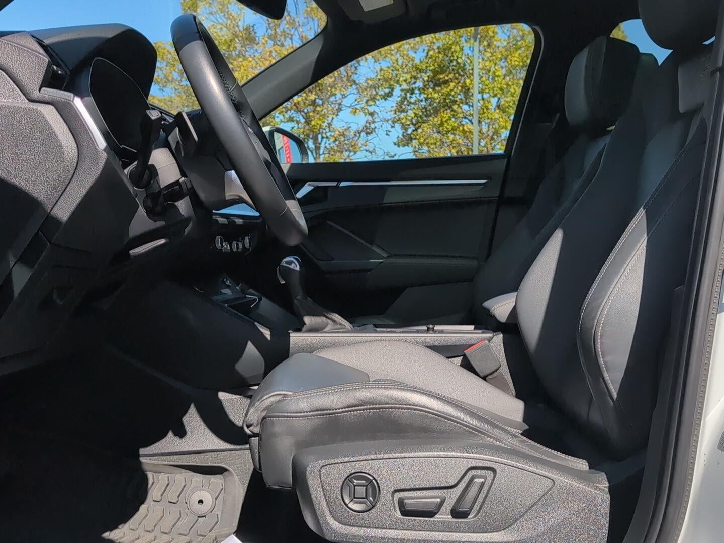 2024 Audi Q3 S line Premium Plus