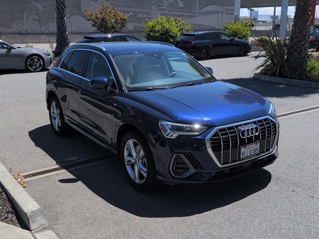 2024 Audi Q3 S line Premium Plus