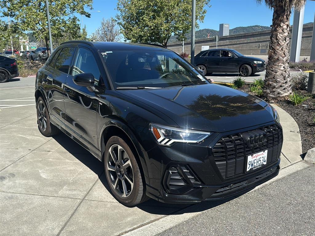 2025 Audi Q3 S line Premium Plus