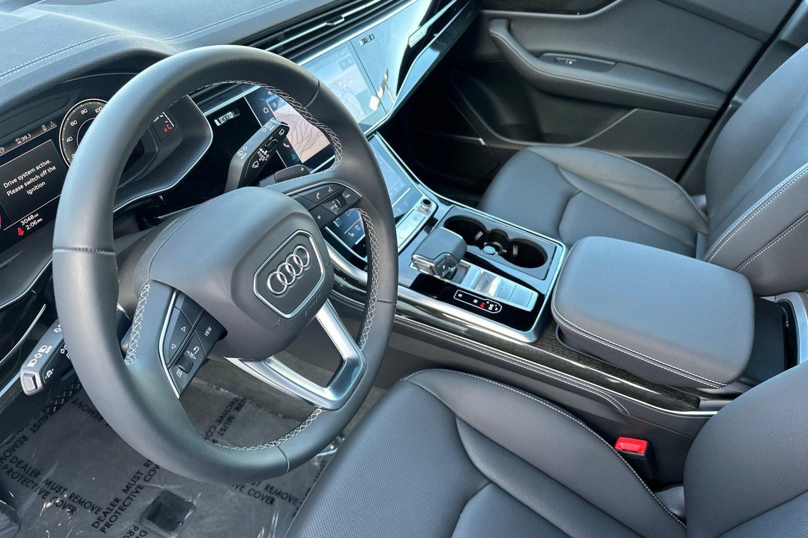 2025 Audi Q8 Premium Plus