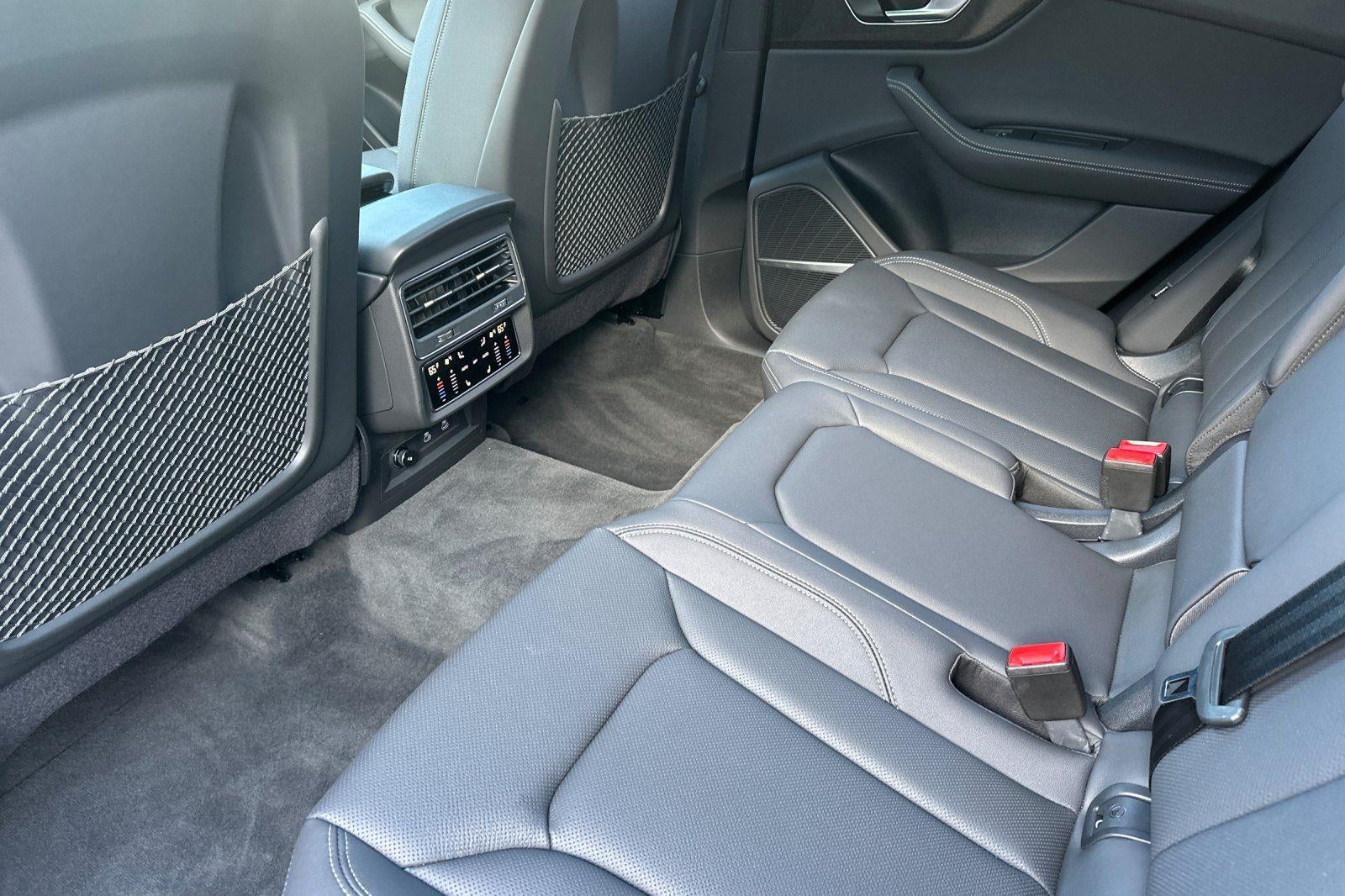 2025 Audi Q8 Premium Plus