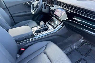 2025 Audi Q8 Premium Plus