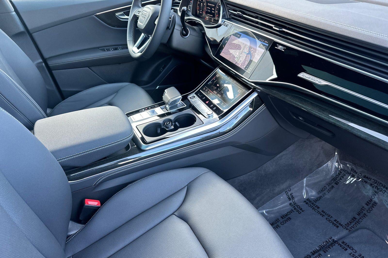 2025 Audi Q8 Premium Plus