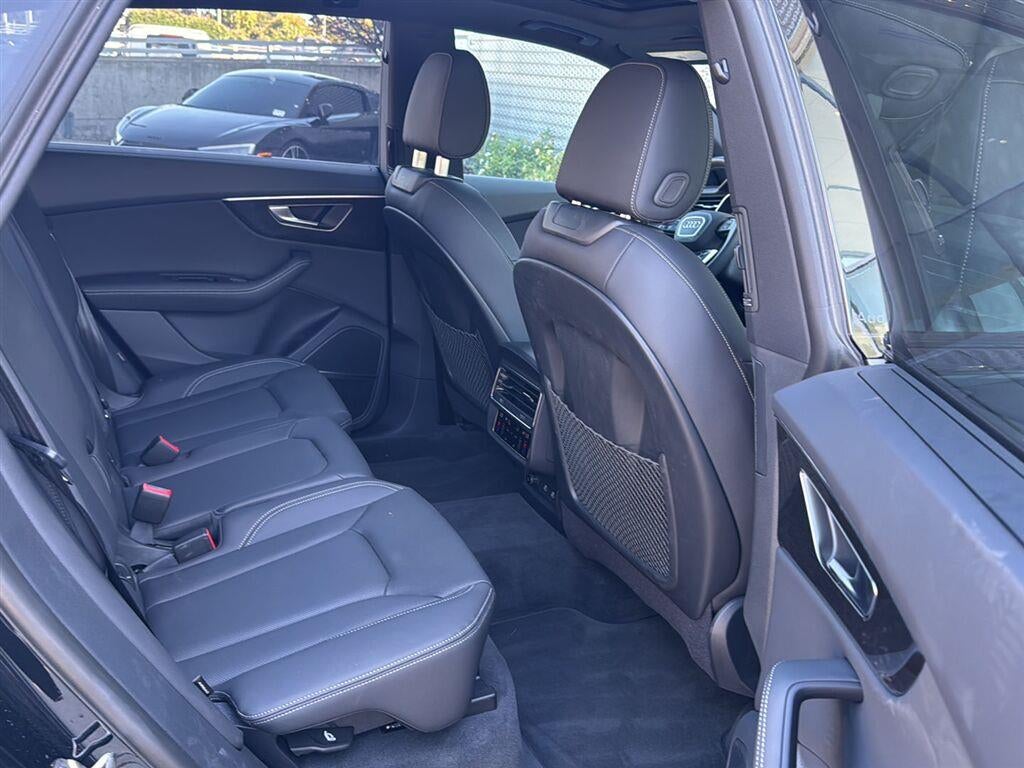 2026 Audi Q8 Premium Plus