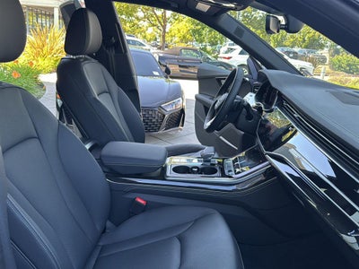 2025 Audi Q8 Premium Plus
