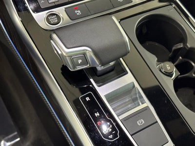 2023 Audi Q8 Premium Plus