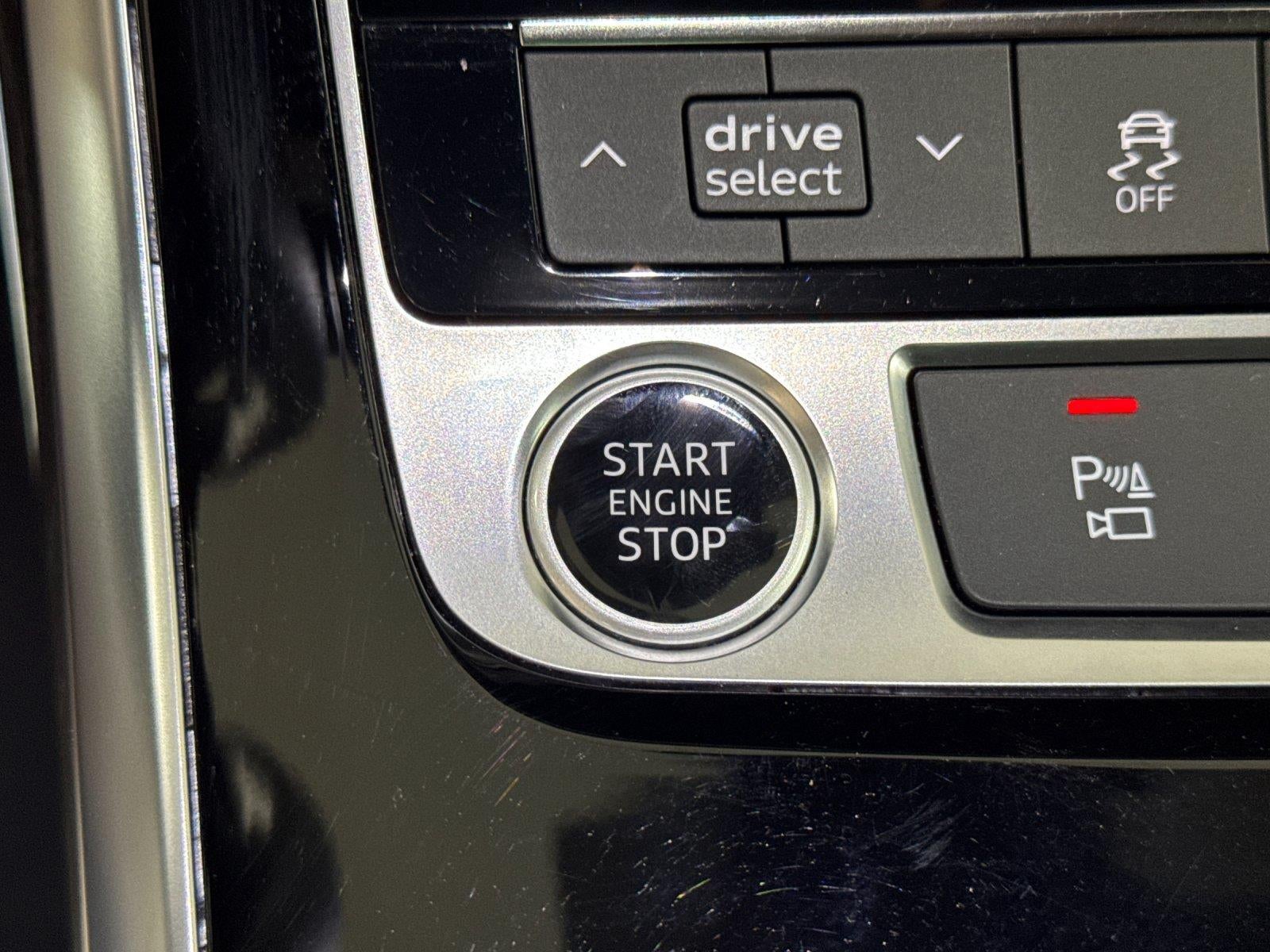 2023 Audi Q8 Premium Plus