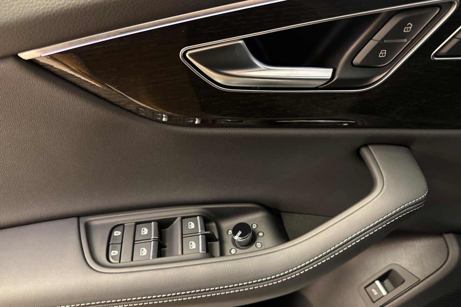 2026 Audi Q8 Premium Plus