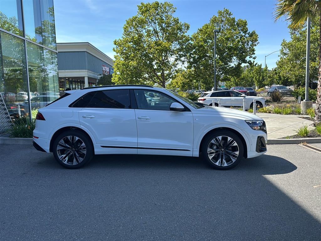 2026 Audi Q8 Premium Plus