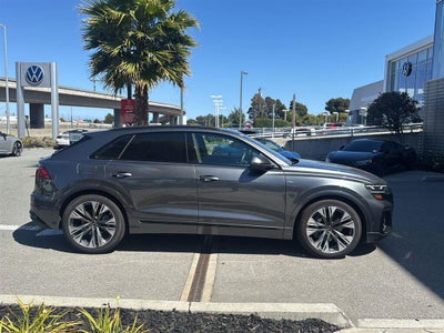 2026 Audi Q8 Premium Plus