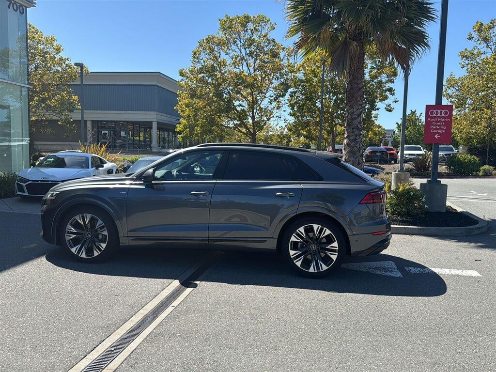 2026 Audi Q8 Premium Plus