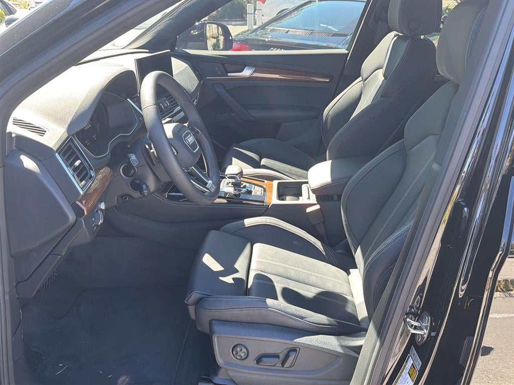2024 Audi Q5 S line Prestige
