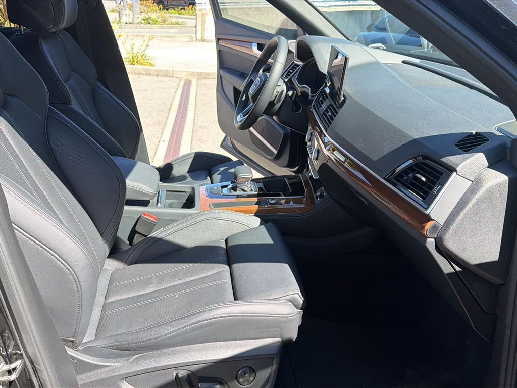 2024 Audi Q5 S line Prestige