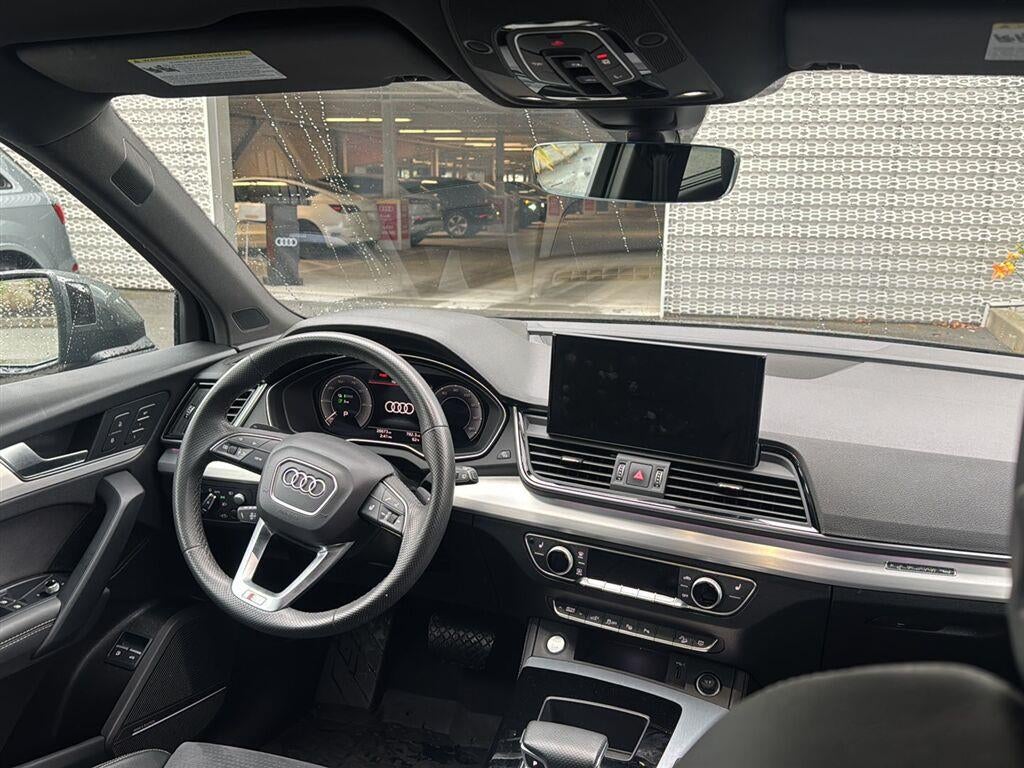 2024 Audi Q5 S line Prestige