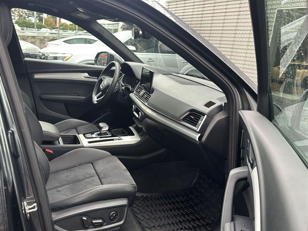 2024 Audi Q5 S line Prestige