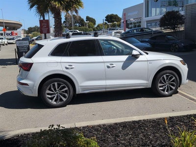 2023 Audi Q5 S line Prestige