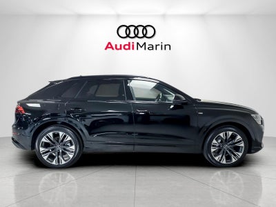 2026 Audi Q8 Prestige