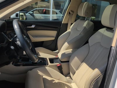 2023 Audi Q5 S line Premium