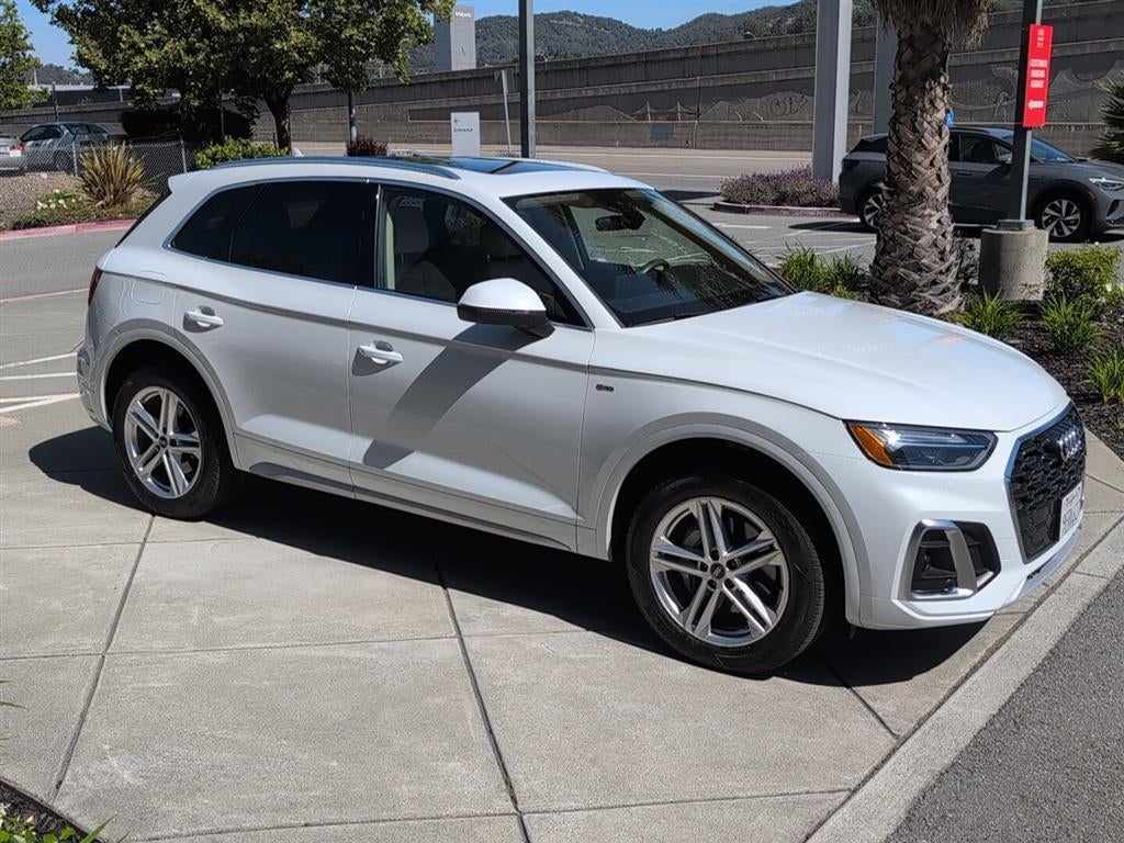 2023 Audi Q5 S line Premium