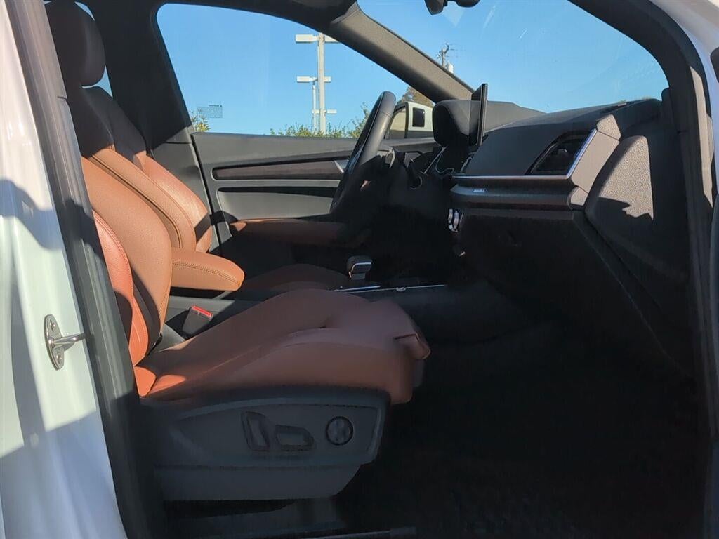 2025 Audi Q5 S line Premium