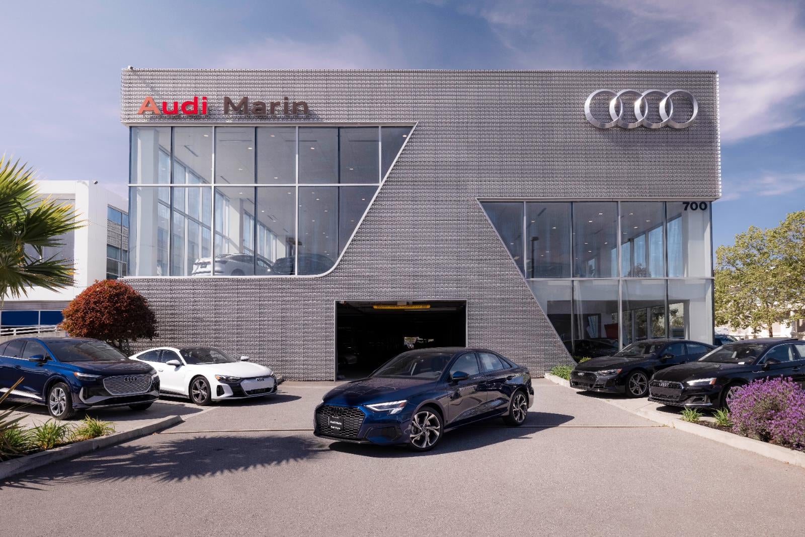 2023 Audi Q5 S line Premium