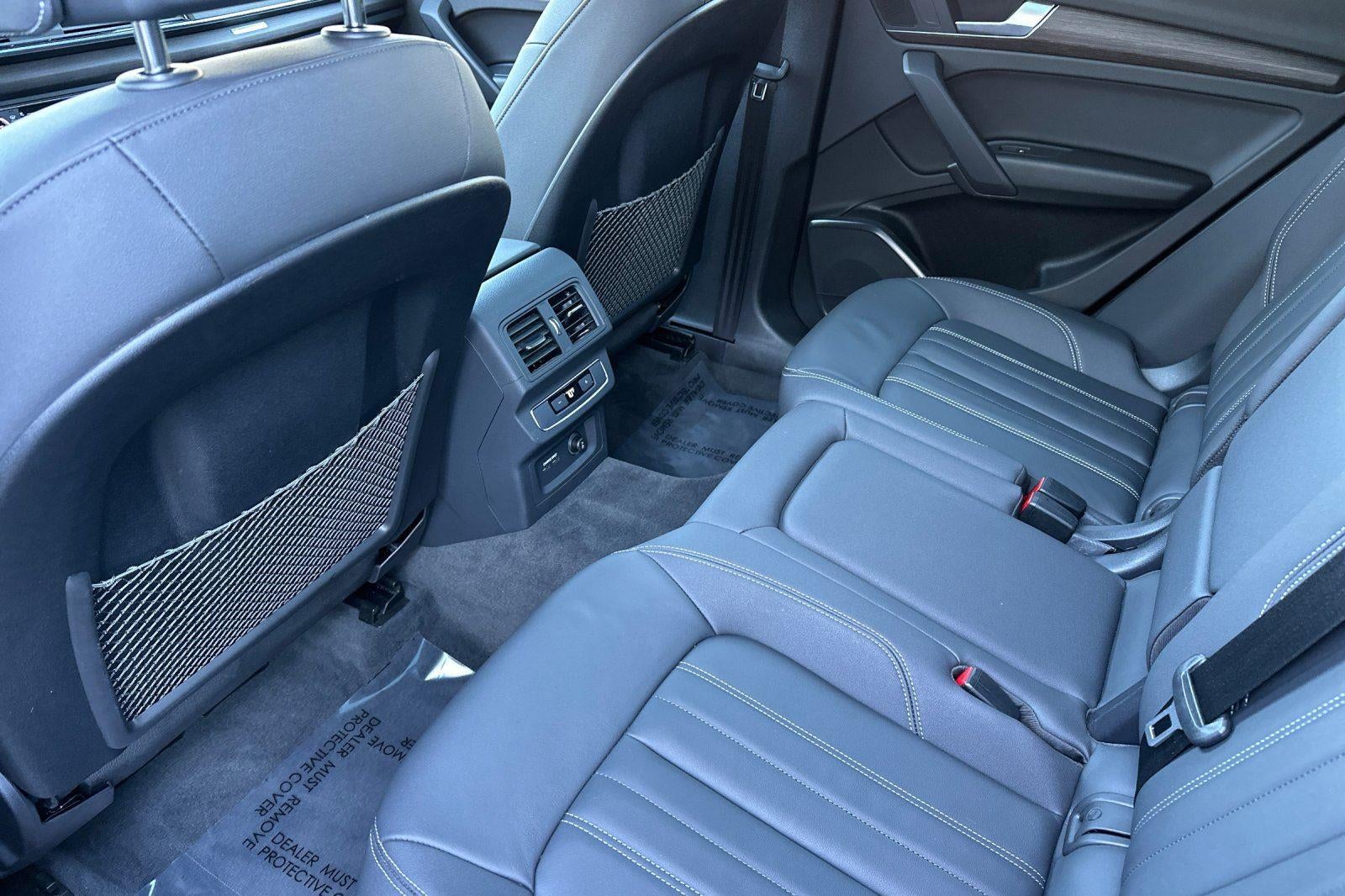 2023 Audi Q5 S line Premium