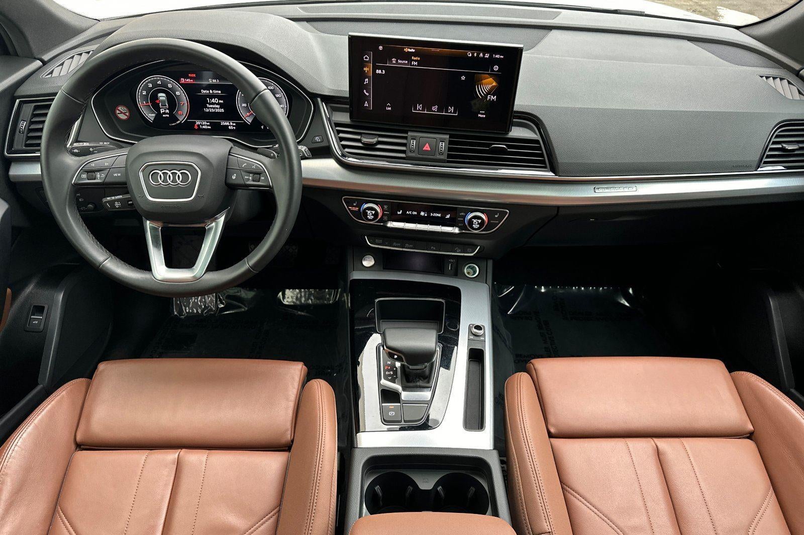 2025 Audi Q5 S line Premium