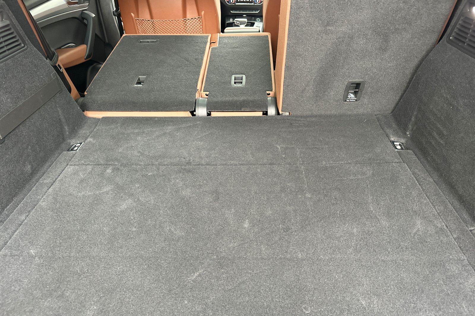 2025 Audi Q5 S line Premium