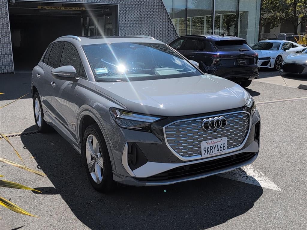 2024 Audi Q4 e-tron Premium