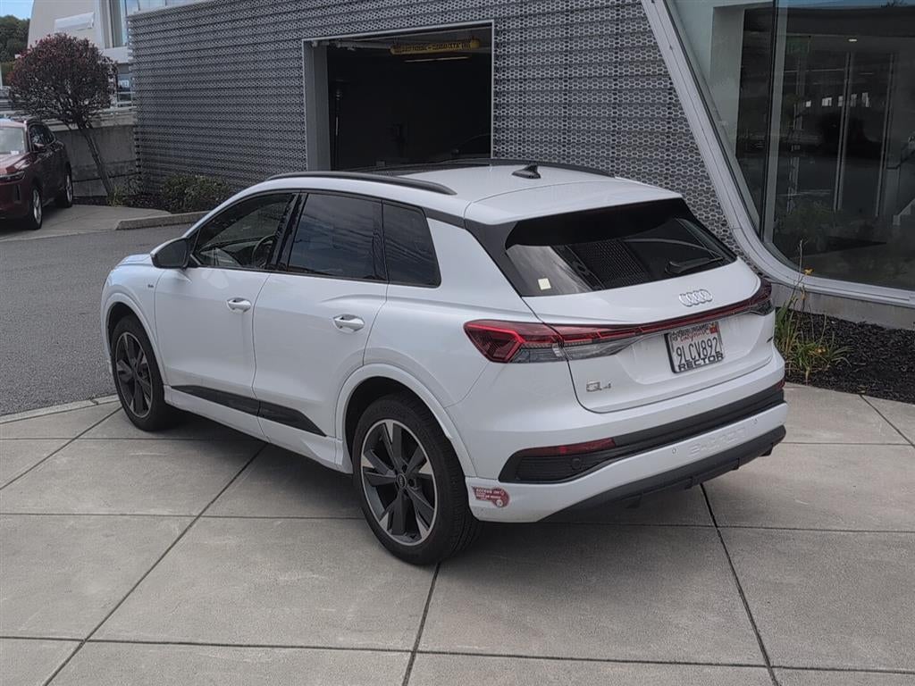 2024 Audi Q4 e-tron Premium