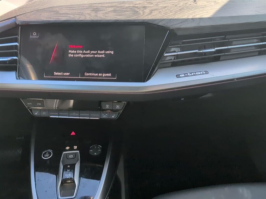 2024 Audi Q4 e-tron Premium Plus