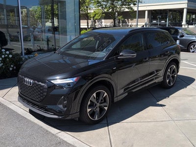 2024 Audi Q4 e-tron Premium Plus