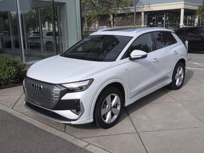 2024 Audi Q4 e-tron Premium Plus