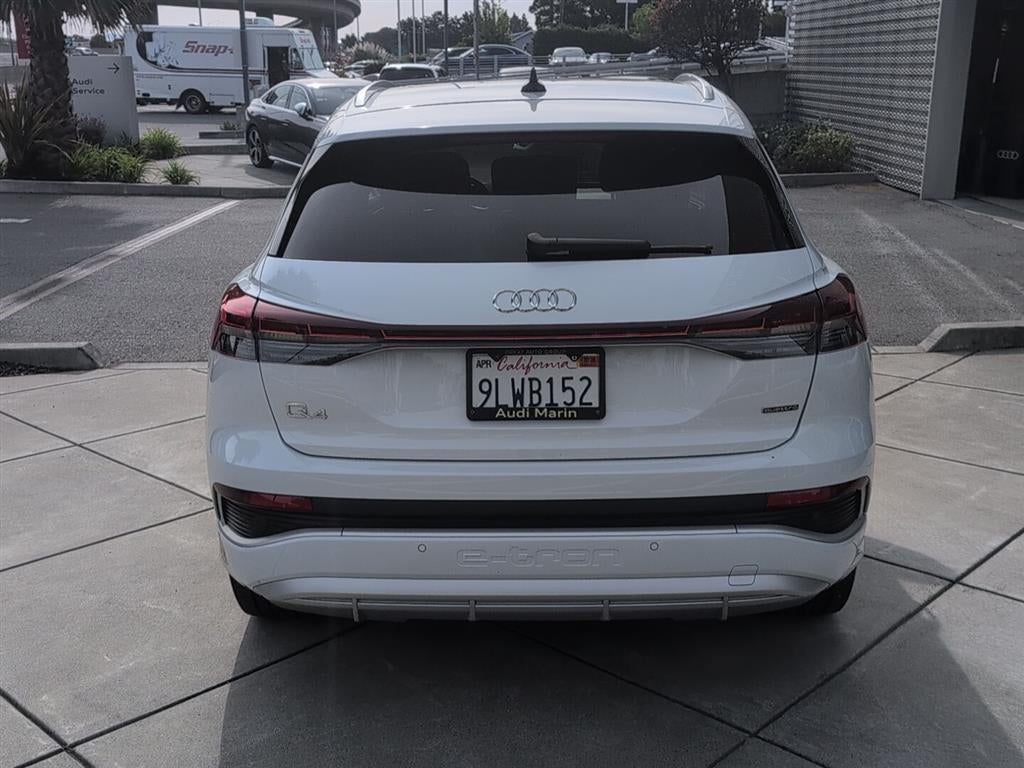 2024 Audi Q4 e-tron Premium Plus