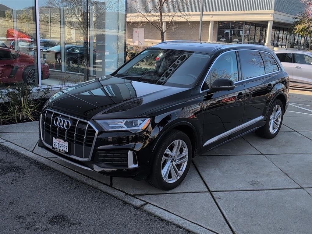 2023 Audi Q7 Premium Plus