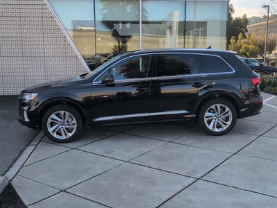 2023 Audi Q7 Premium Plus