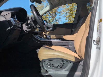 2023 Audi Q7 Premium Plus