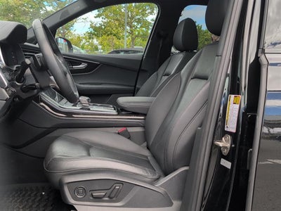 2023 Audi Q7 Premium Plus
