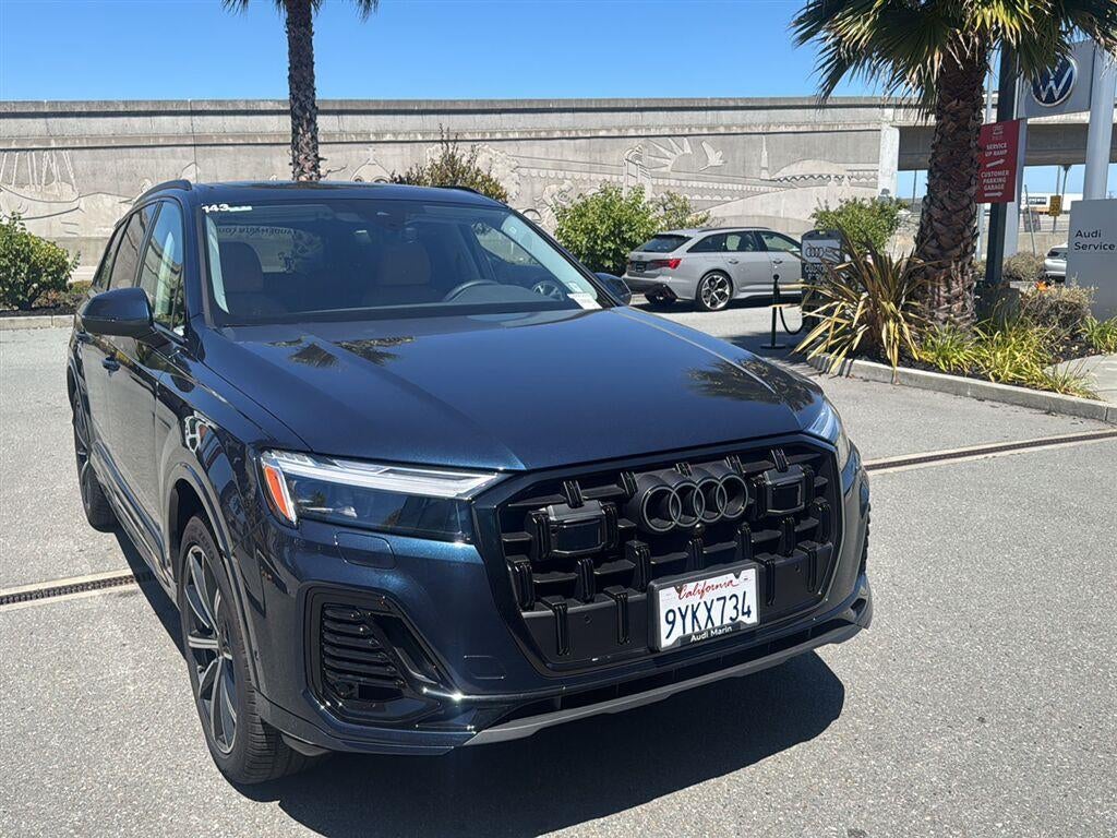 2026 Audi Q7 Premium Plus