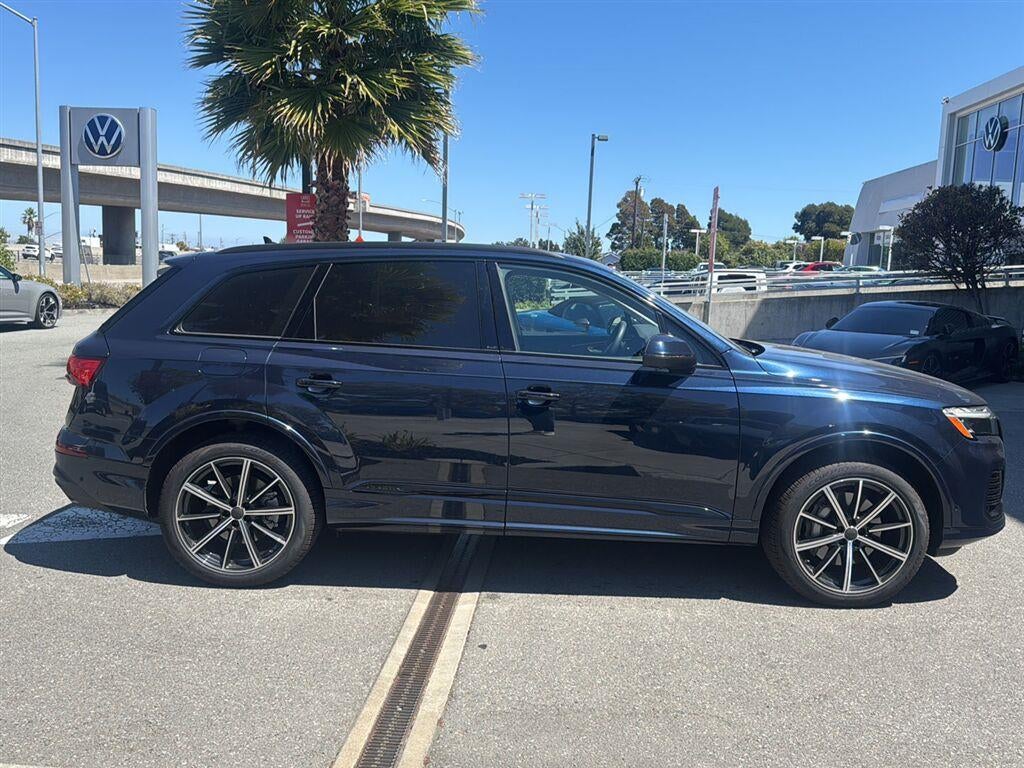 2026 Audi Q7 Premium Plus