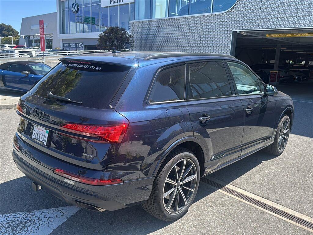2026 Audi Q7 Premium Plus