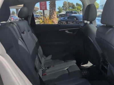 2023 Audi Q7 Premium Plus